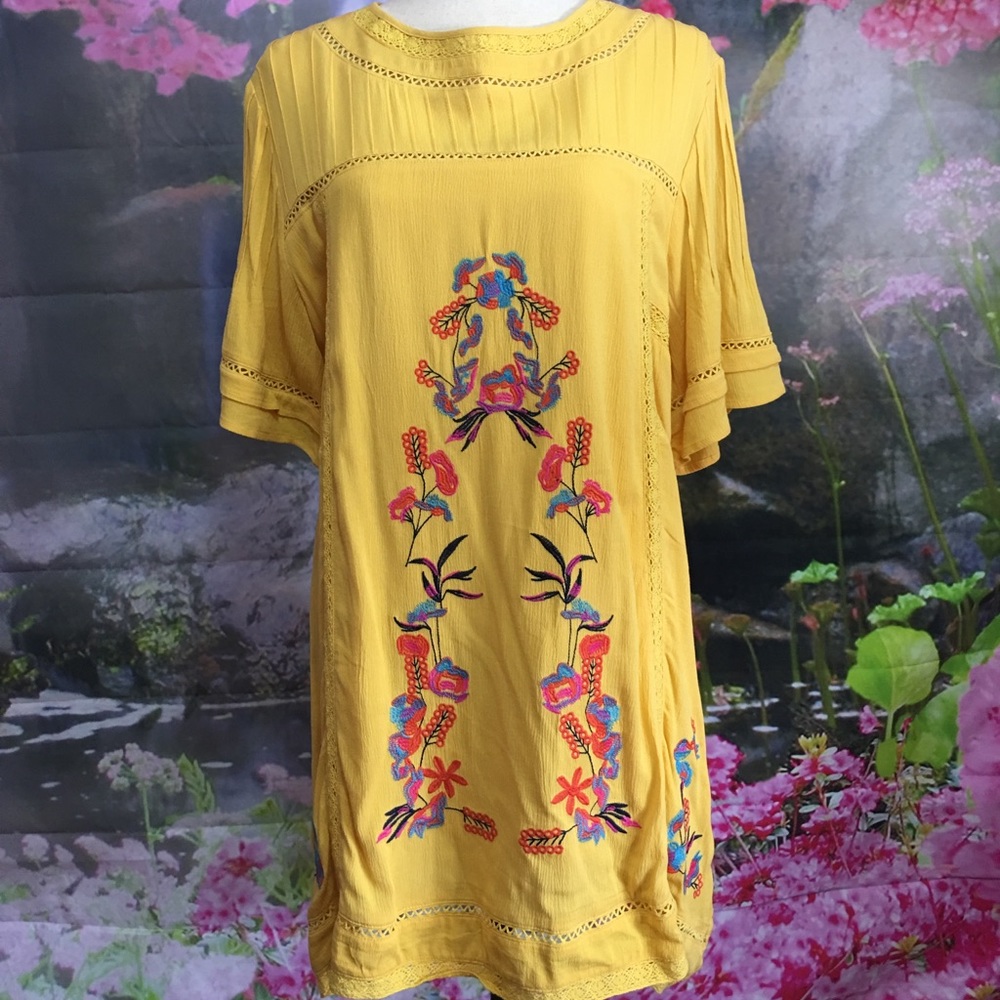 Yellow Tunic Dress w/Colorful Embroidery